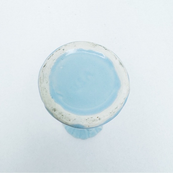 Shawnee Art Pottery - Light Blue Hand Vase - Picture 4 of 6